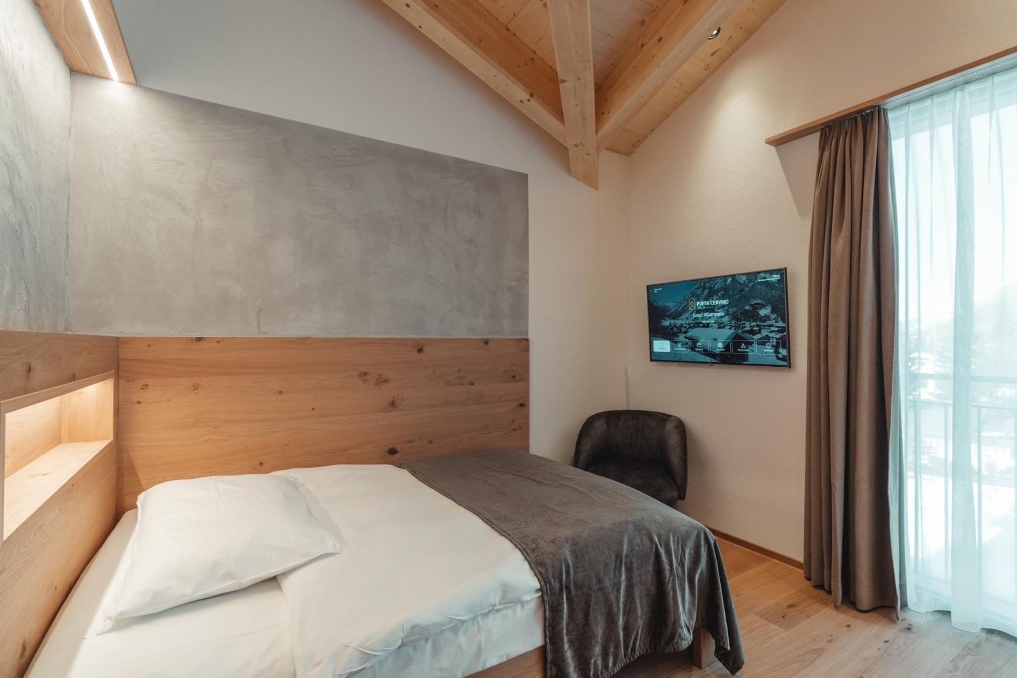 Hotel Porta Cervino Täsch Exteriör bild