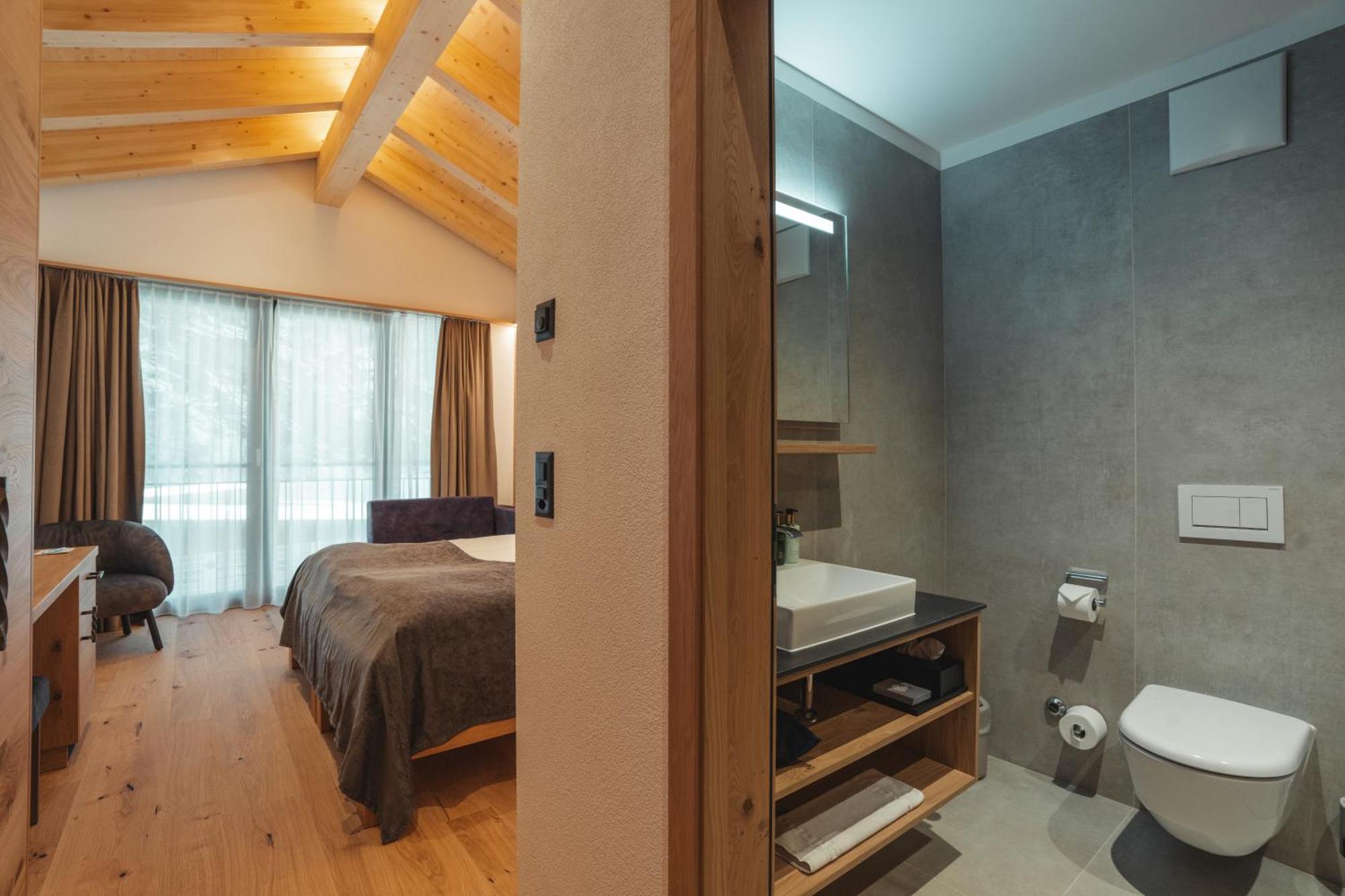 Hotel Porta Cervino Täsch Exteriör bild